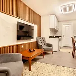 Bellavia Deluxe
