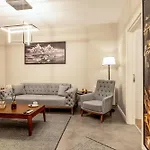 Bellavia Deluxe Apartamento *