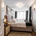 Bellavia Deluxe * Estambul