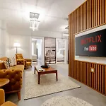 Bellavia Deluxe Apartamento *