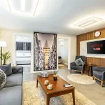 Bellavia Deluxe * Estambul