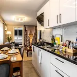 Bellavia Deluxe