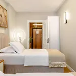 Bellavia Deluxe