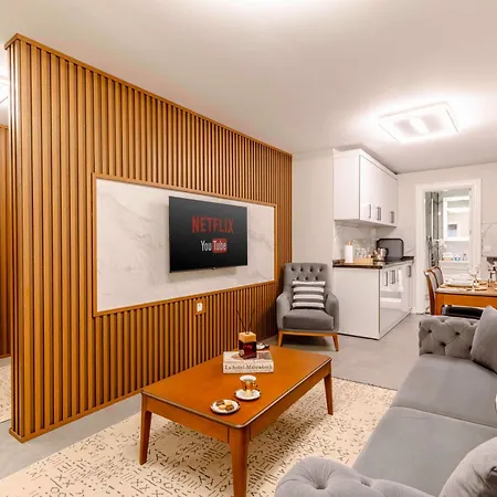 Bellavia Deluxe * Istanbul