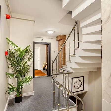 Bellavia Deluxe * Estambul