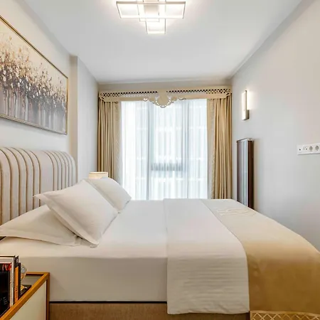 Bellavia Deluxe Istanbul
