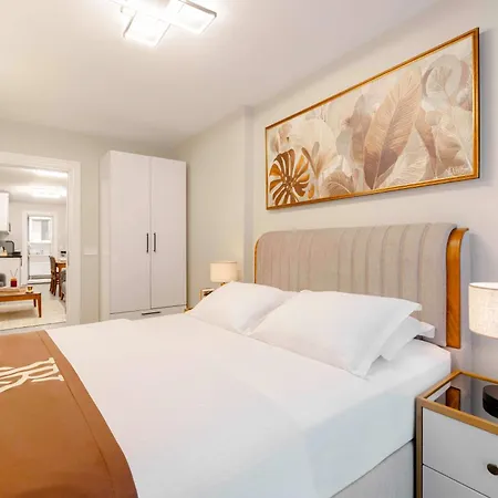 Bellavia Deluxe Lägenhet *